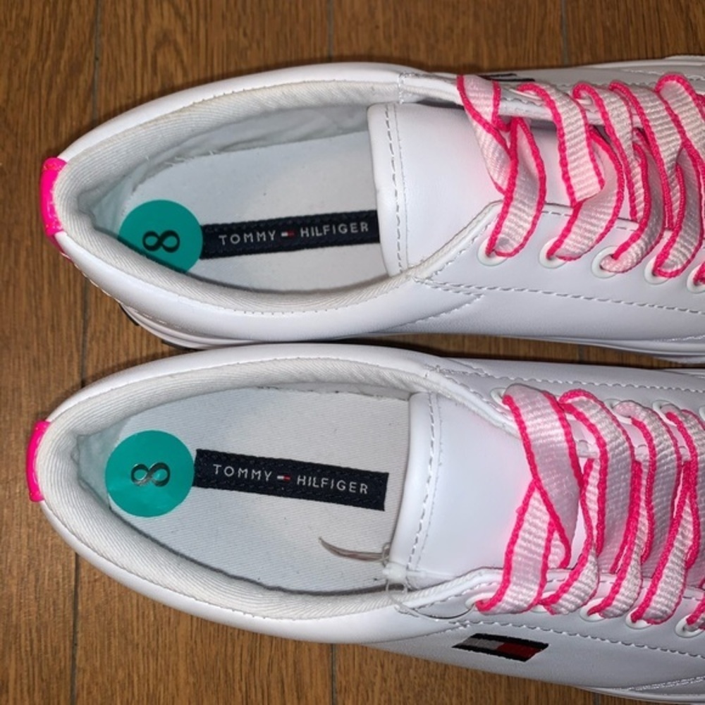 NWOT Tommy Hilfiger Flint 2 Hot Pink/White… - Picture 12 of 16